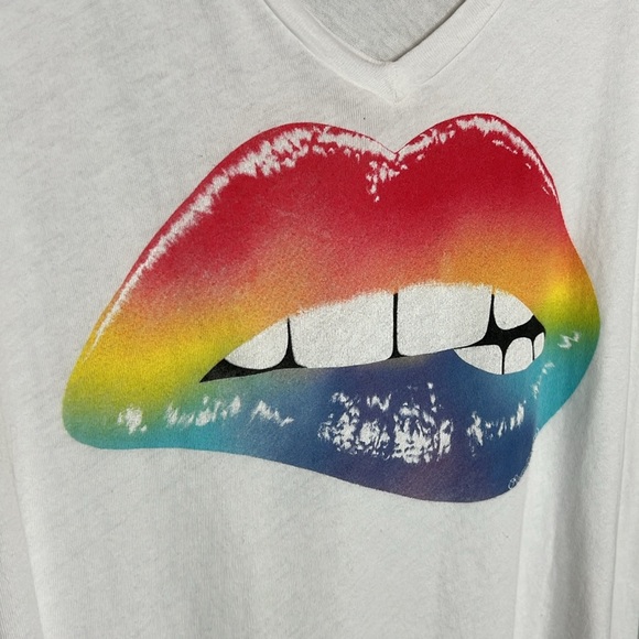 Lauren Moshi Cruz Rainbow Lip deep v neck oversized lip bite slouchy tee size XL - Picture 4 of 9